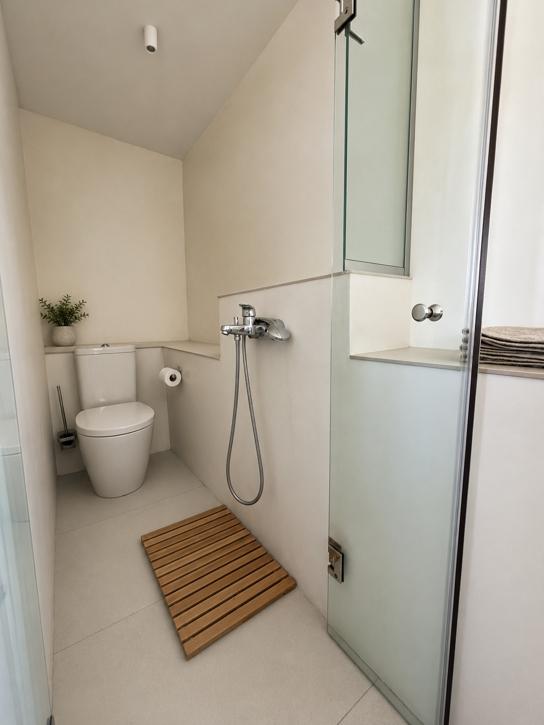 Studio Hydroussa Shower